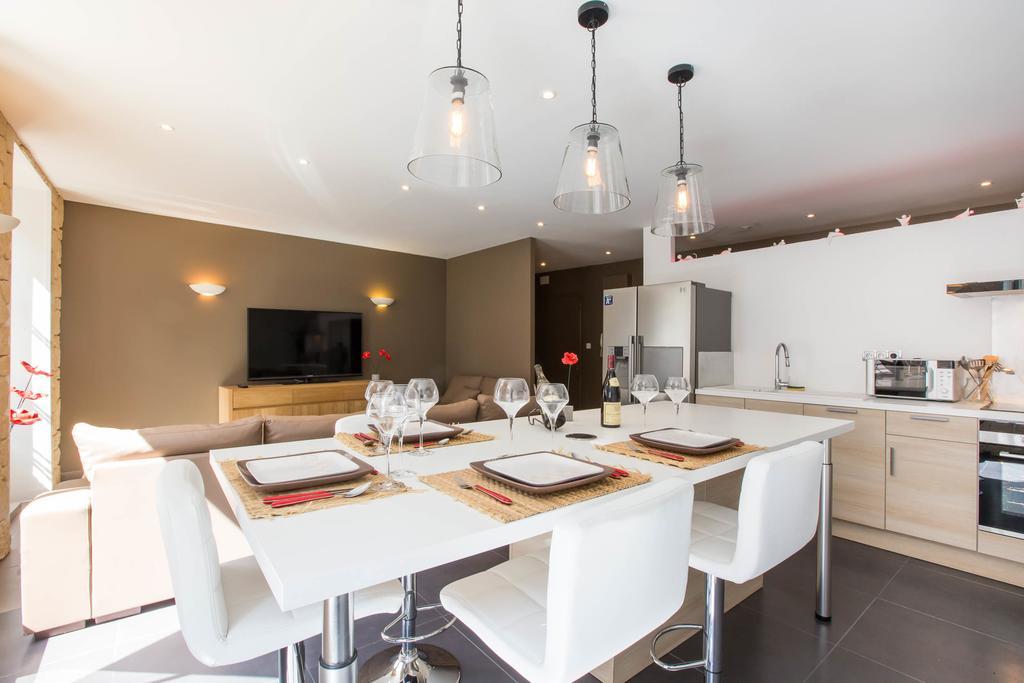 Le Pavean Beaune  Kamer foto
